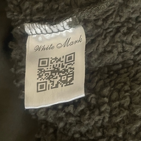 Women’s zip up Sherpa Vest 1XL - Picture 10 of 12